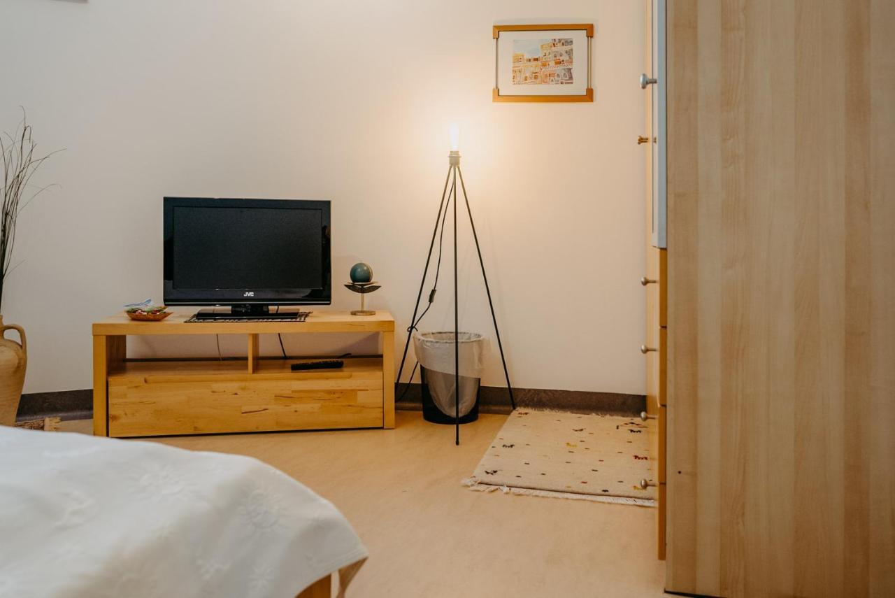 Haus Luna - Privatzimmer Im Sonnigen Suedburgenland Hackerberg Εξωτερικό φωτογραφία